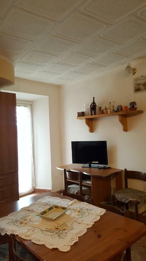Ferienwohnung Casa Bizza Vercana Exterior foto
